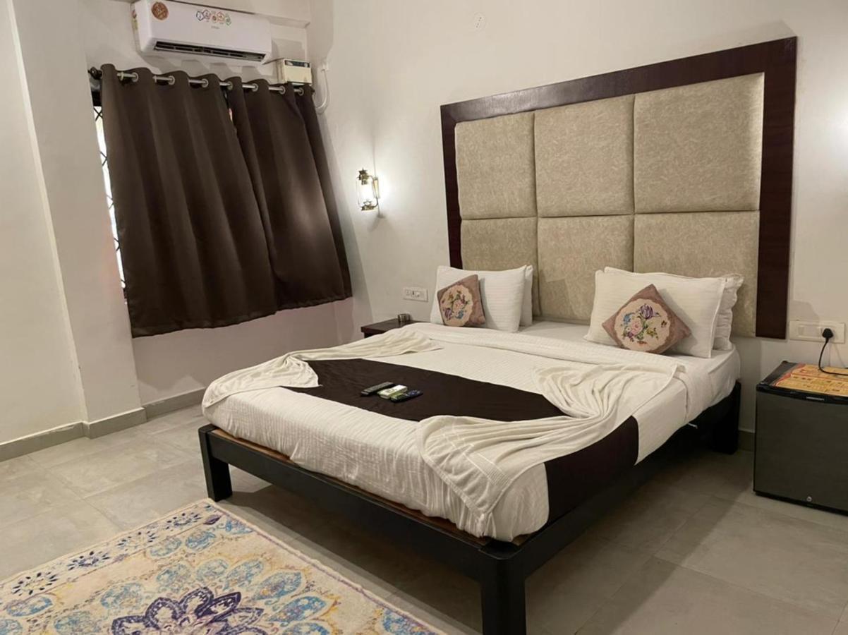 Baga Beach Exotica Hotel Екстериор снимка