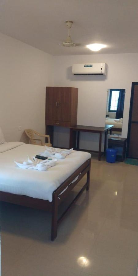 Baga Beach Exotica Hotel Екстериор снимка