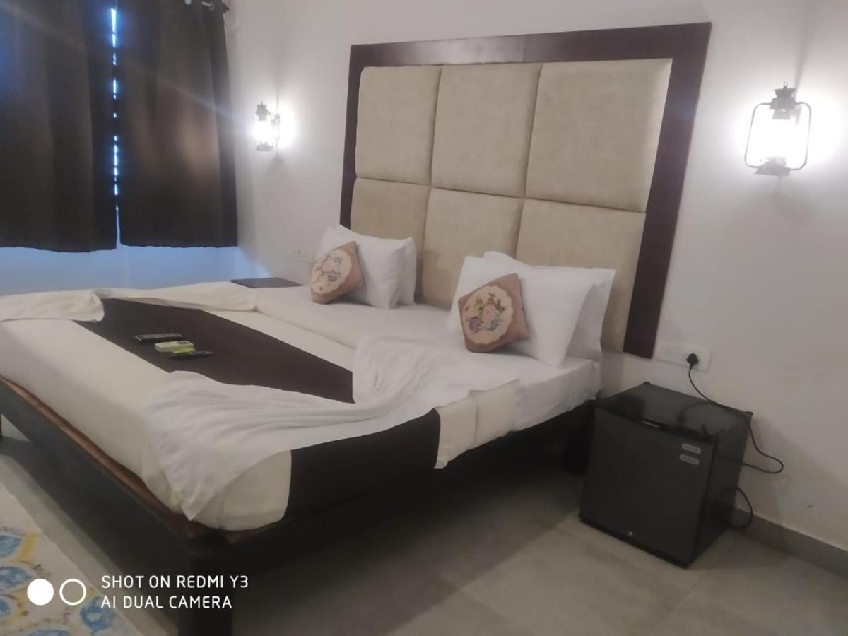 Baga Beach Exotica Hotel Екстериор снимка